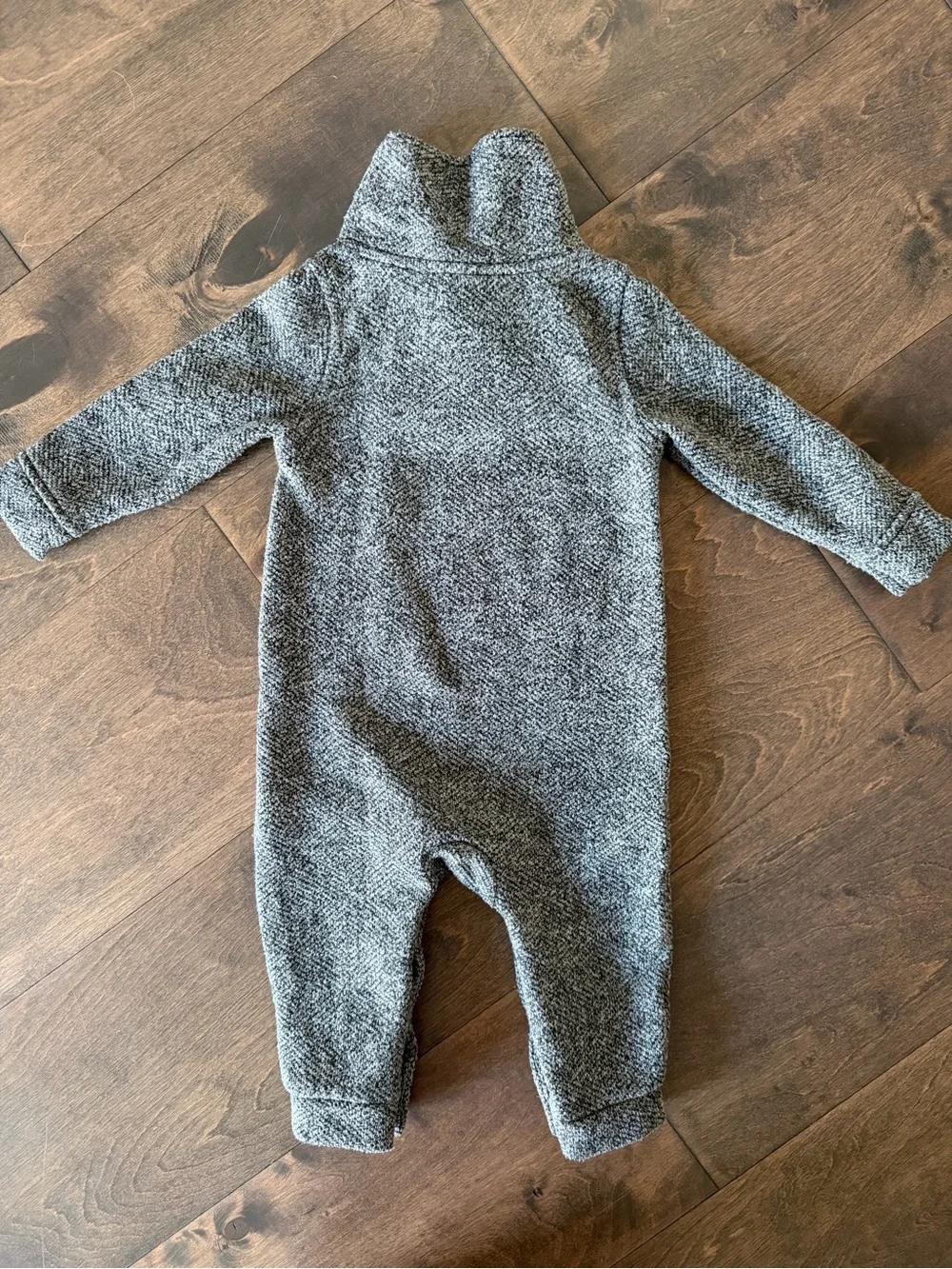 Old Navy soft gray